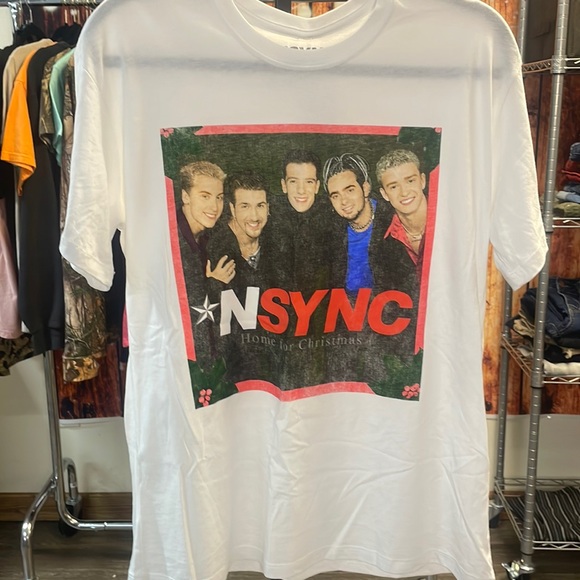 NWT *NSYNC home for Christmas tee - Picture 1 of 4